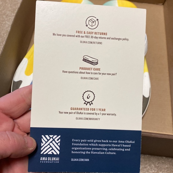OluKai Ho’opio Pae white - Picture 3 of 4